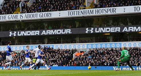 توتنهام يحسم المركز الخامس امام إيفرتون بهدف أديبايور